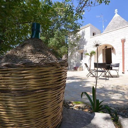 Trulli Petra Chiara Bed & Breakfast Локоротондо Екстериор снимка