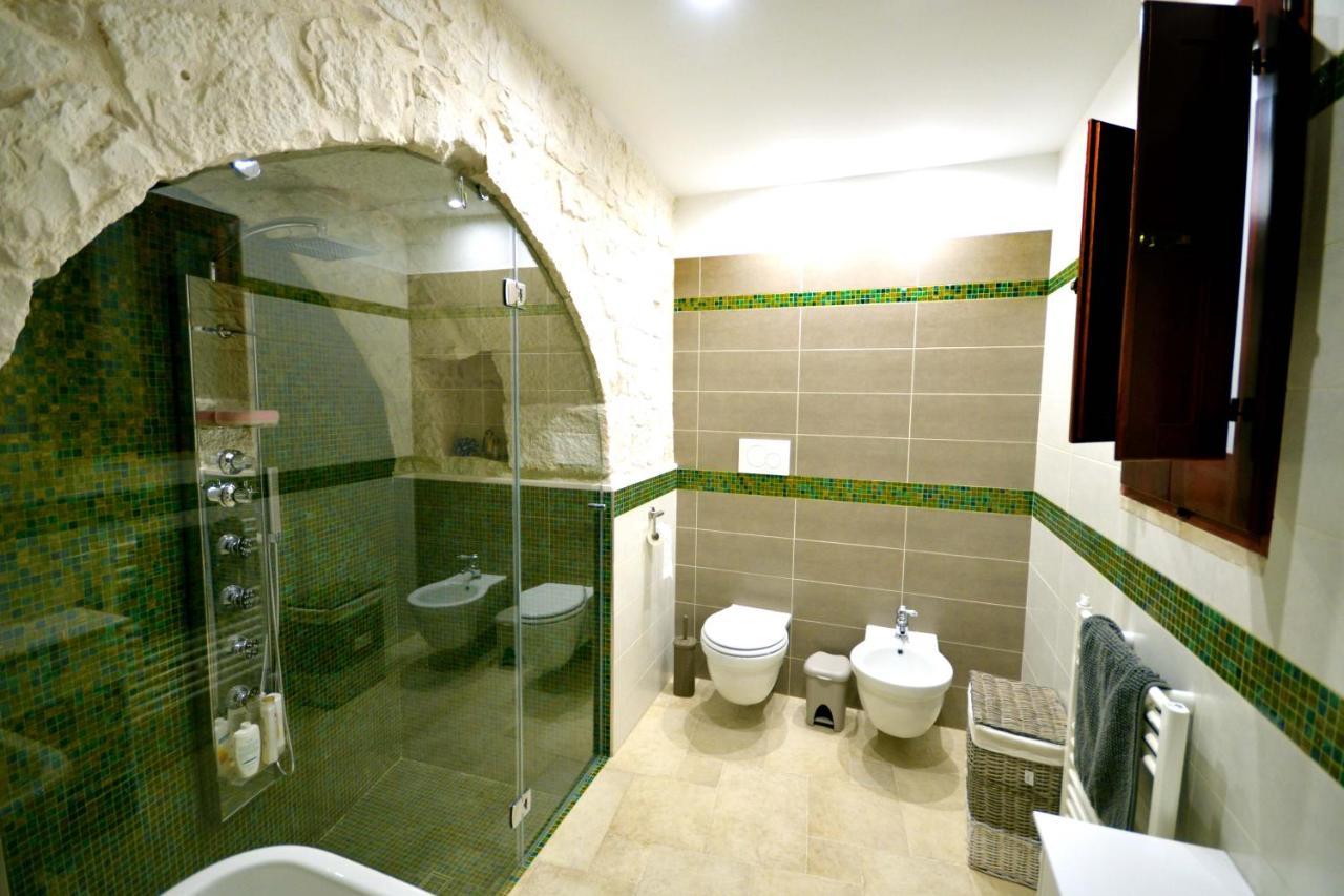 Trulli Petra Chiara Bed & Breakfast Локоротондо Екстериор снимка