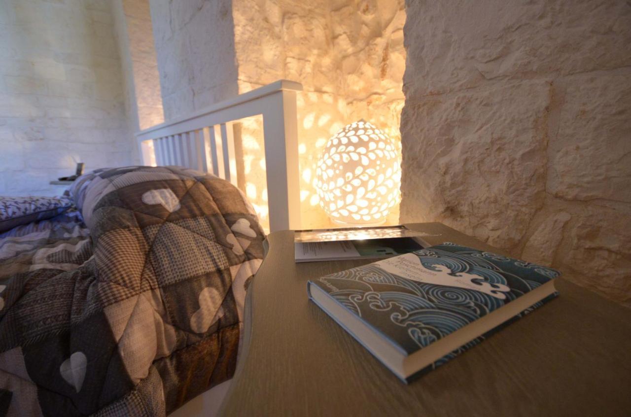 Trulli Petra Chiara Bed & Breakfast Локоротондо Екстериор снимка