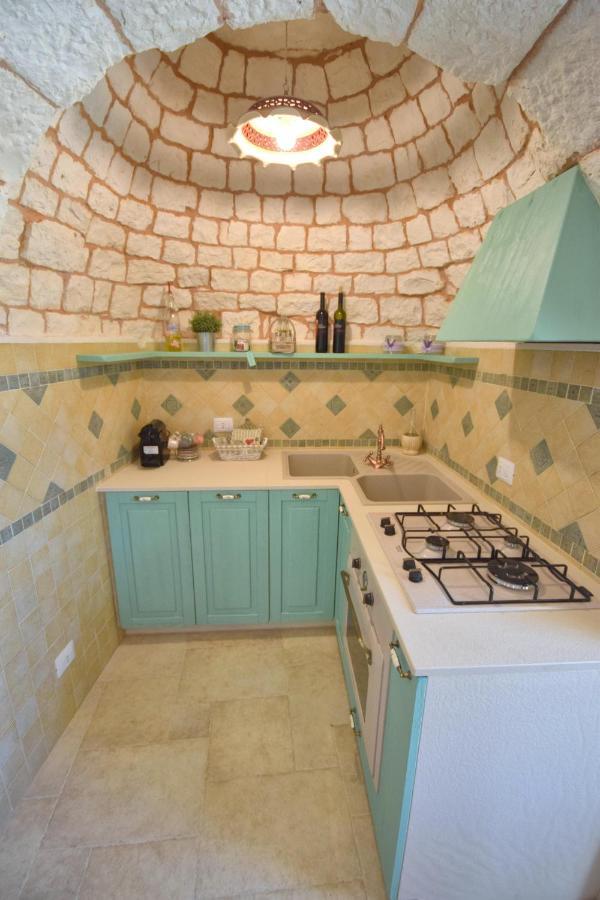 Trulli Petra Chiara Bed & Breakfast Локоротондо Екстериор снимка