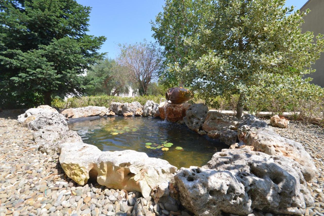 Trulli Petra Chiara Bed & Breakfast Локоротондо Екстериор снимка