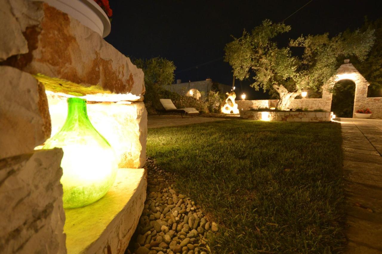 Trulli Petra Chiara Bed & Breakfast Локоротондо Екстериор снимка
