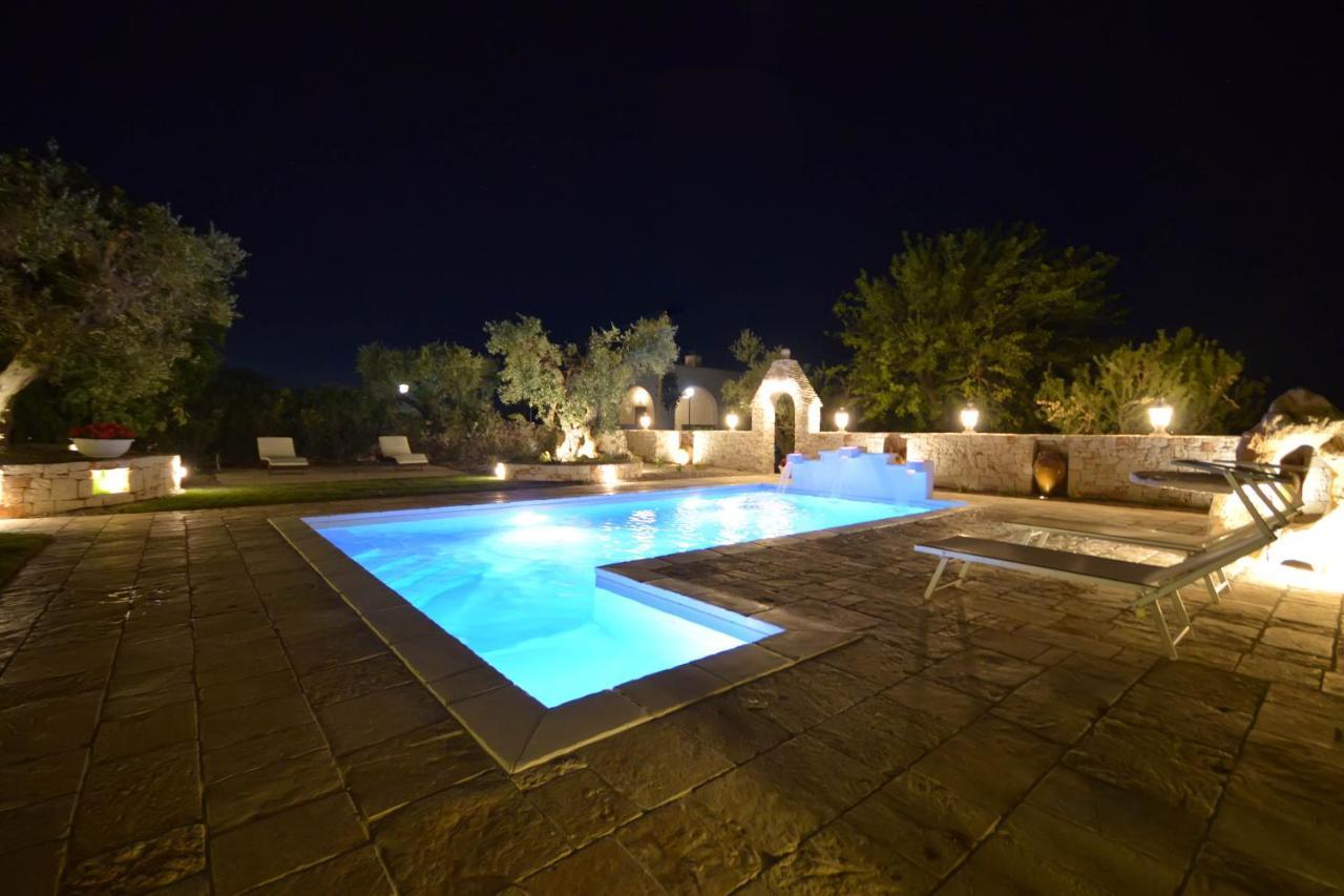 Trulli Petra Chiara Bed & Breakfast Локоротондо Екстериор снимка