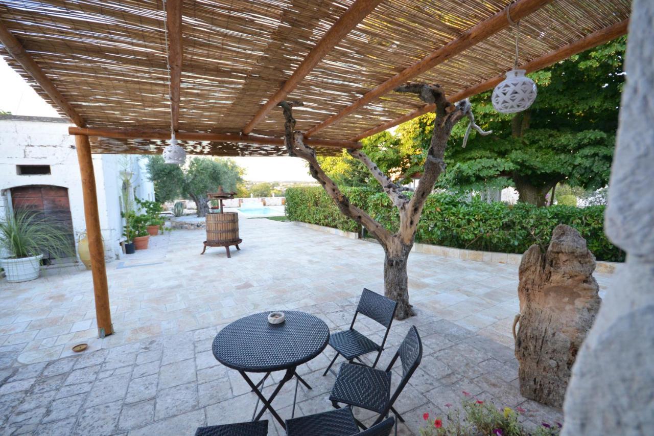 Trulli Petra Chiara Bed & Breakfast Локоротондо Екстериор снимка