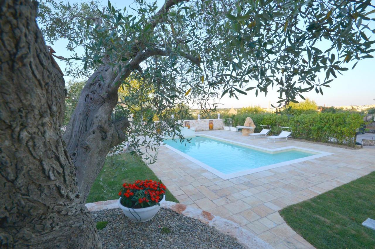 Trulli Petra Chiara Bed & Breakfast Локоротондо Екстериор снимка