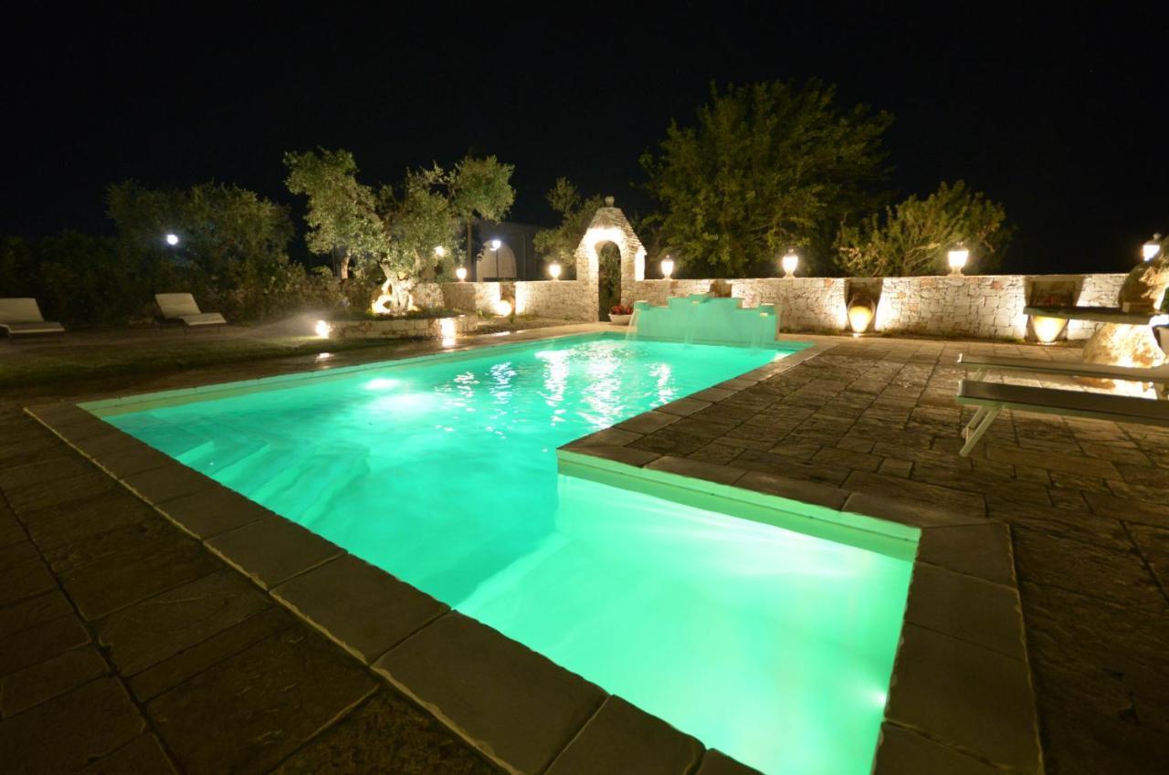 Trulli Petra Chiara Bed & Breakfast Локоротондо Екстериор снимка